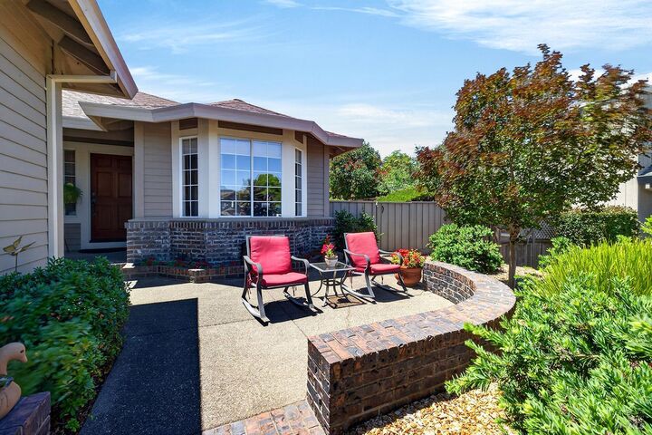 Property Photo: 317 Miramonte Place CA 95409
