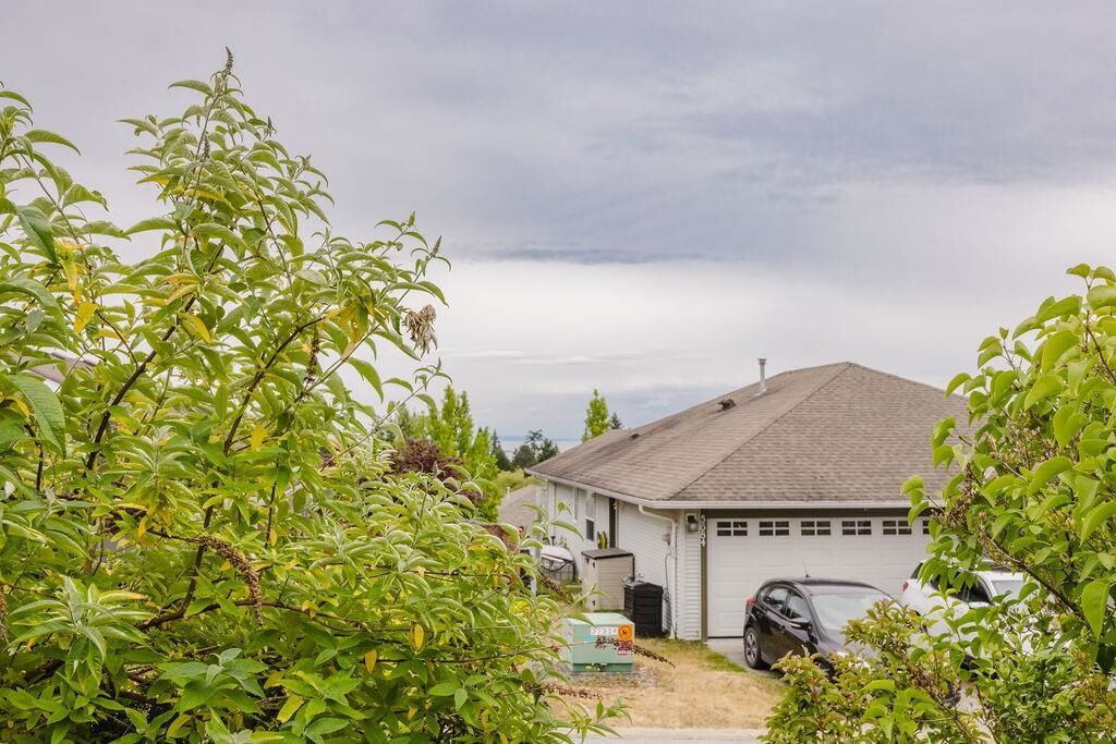 Property Photo: 5687 Emily Way BC V7Z 0N5