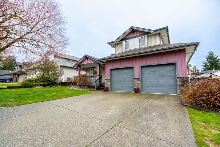 Property Photo:  21118 123 Avenue  BC V2X 4B4 