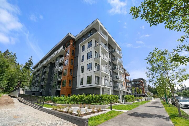Property Photo: 3594 Malsum Drive 404 BC V7G 0B4