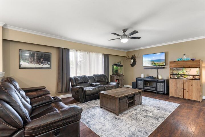 Photo de la propriété:  46533 Darlene Avenue  BC V2P 6W9 