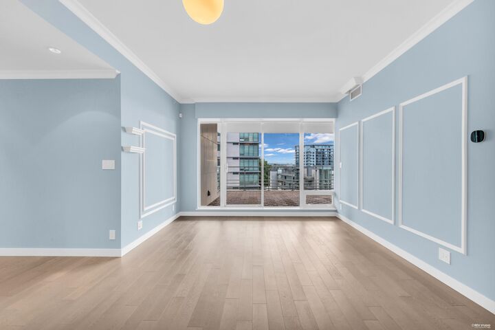 Property Photo: 6622 Pearson Way 709 BC V7C 0E4