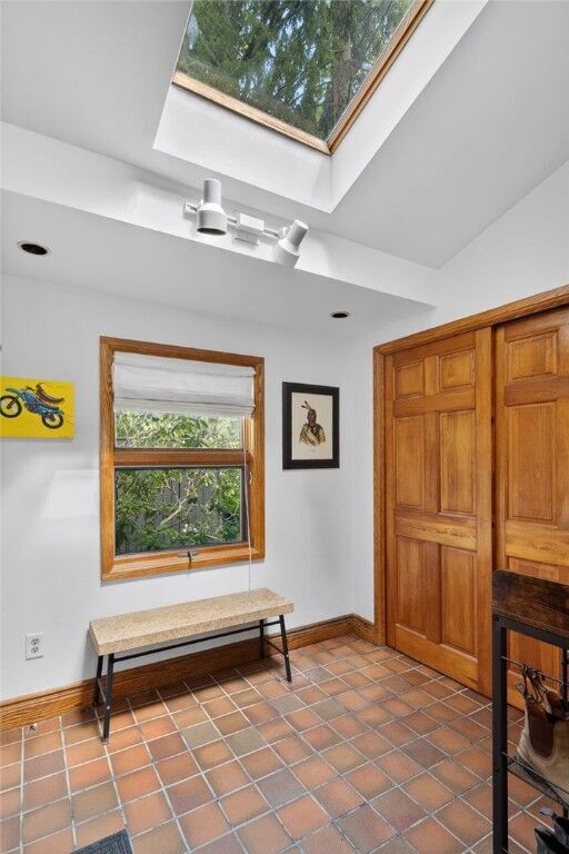 Property Photo: 552 W King Road NY 14850