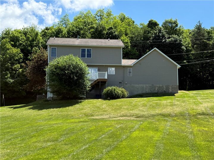 Property Photo:  4 Patterson Road  NY 14513 