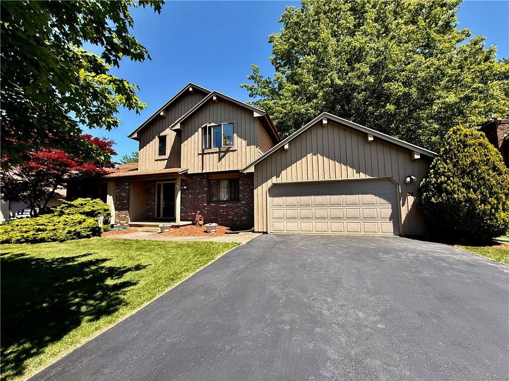 Property Photo:  28 W Forest Drive  NY 14624 