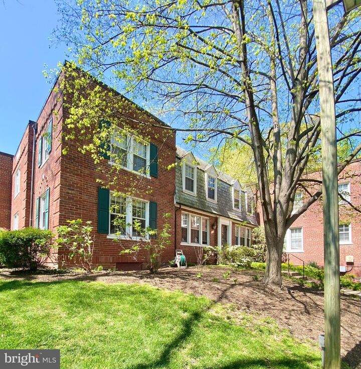 Property Photo:  1748 N Rhodes Street 6-321  VA 22201 