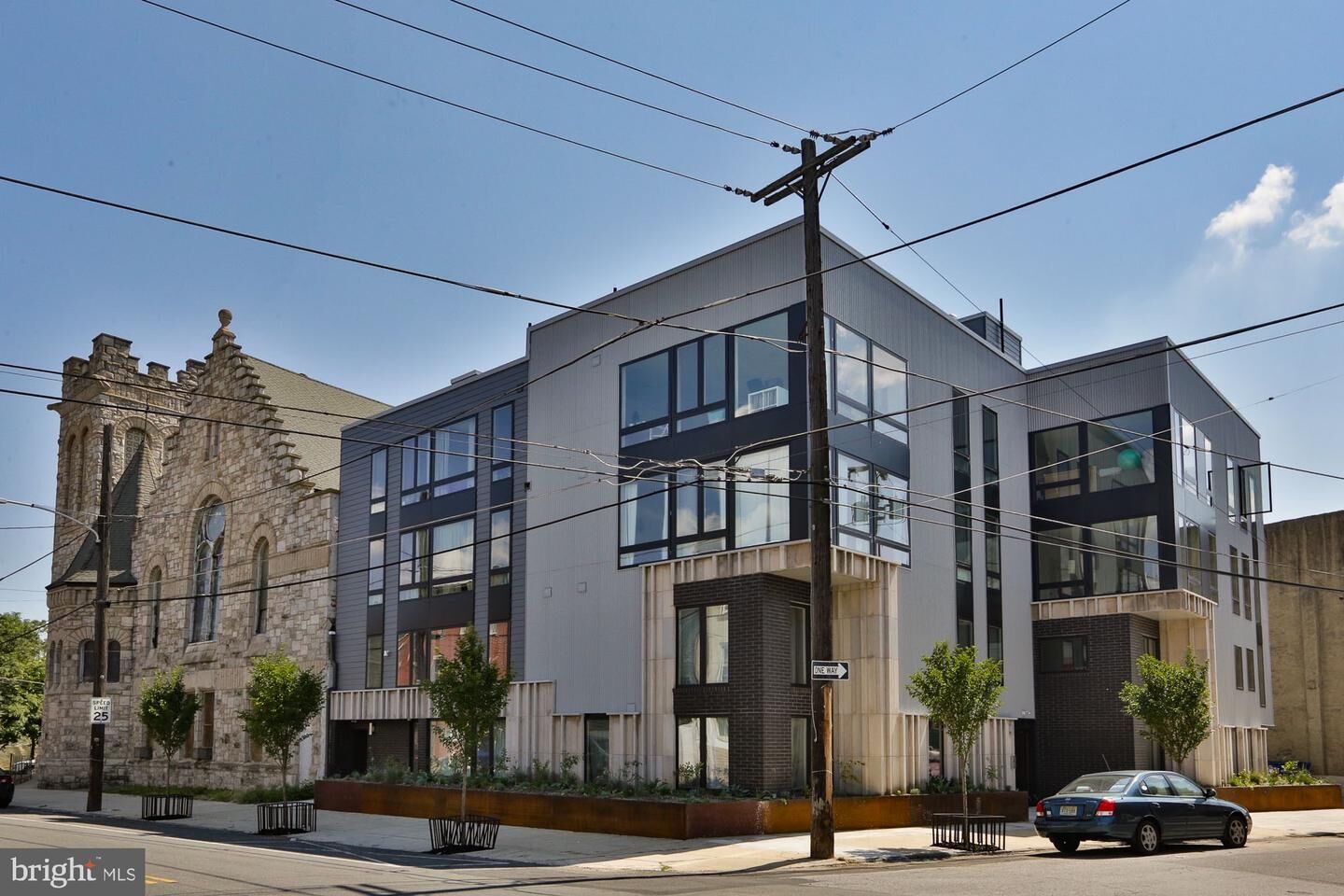 Property Photo: 2431 Frankford Avenue 35 15 PA 19125