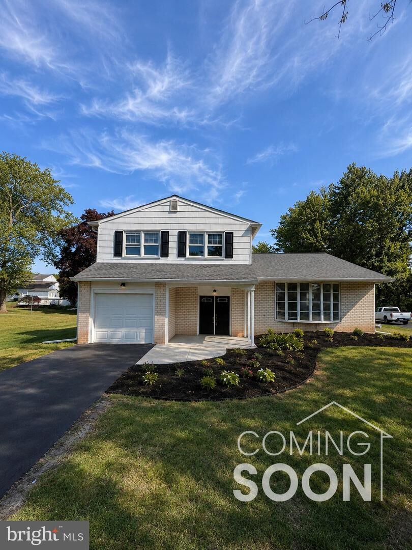 Property Photo: 2910 Henley Road PA 19462