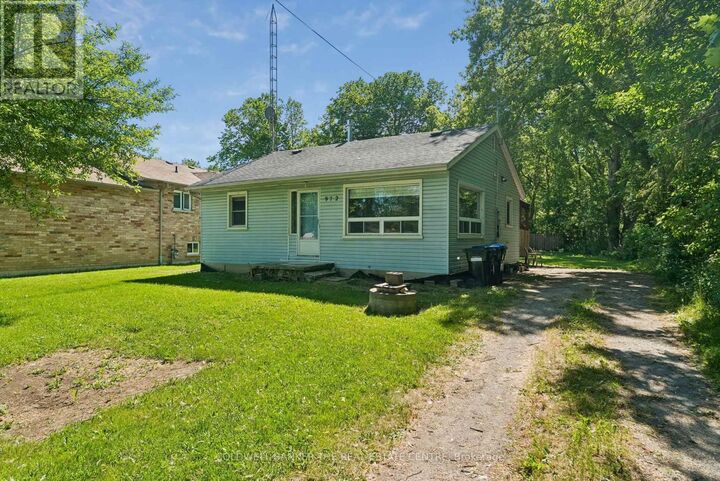 Property Photo: 972 Gilmore Avenue ON L0L 1W0