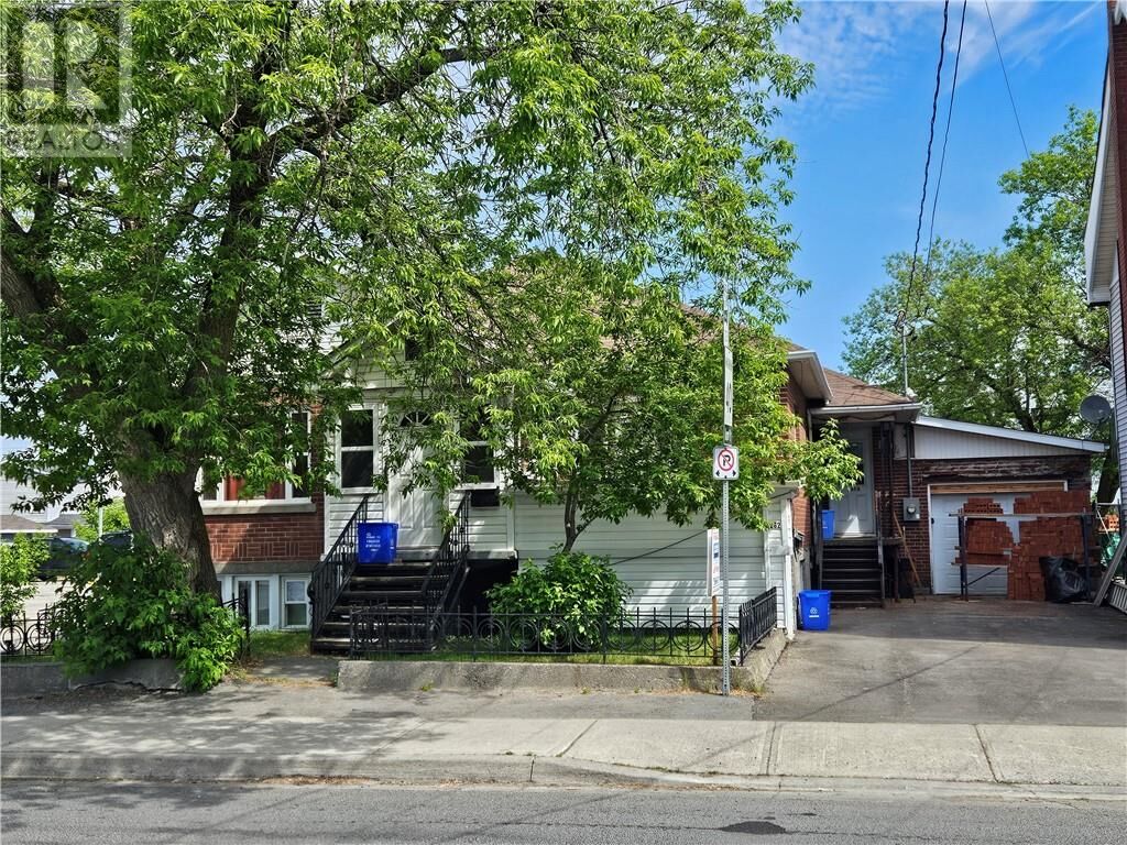 Property Photo:  260 King Street  ON P3C 2W1 