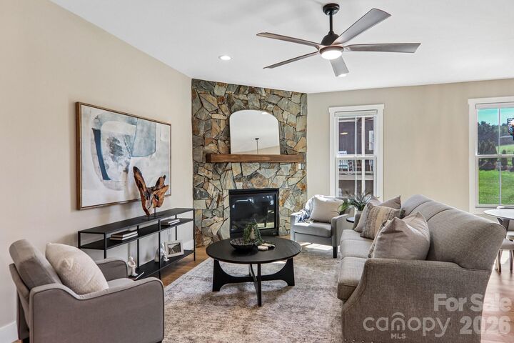 Property Photo:  119 Olde Oak Way  NC 28792 