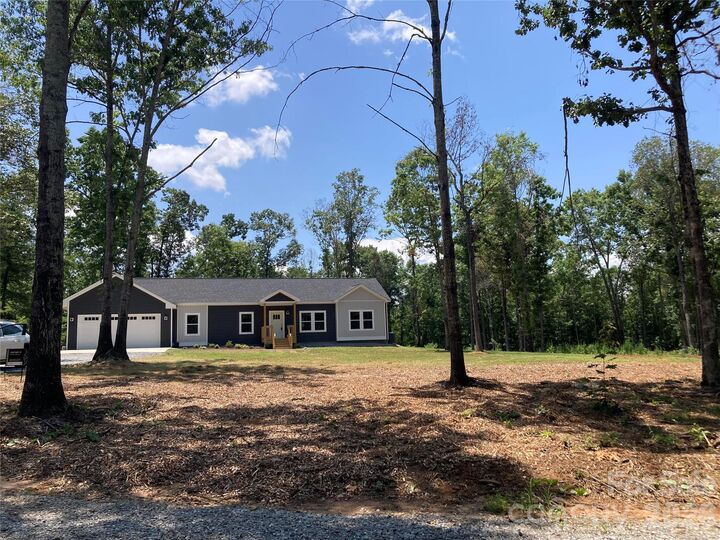 Property Photo: 159 Evenfall Lane NC 28722