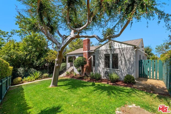 Property Photo:  1937 N St Andrews Pl  CA 90068 