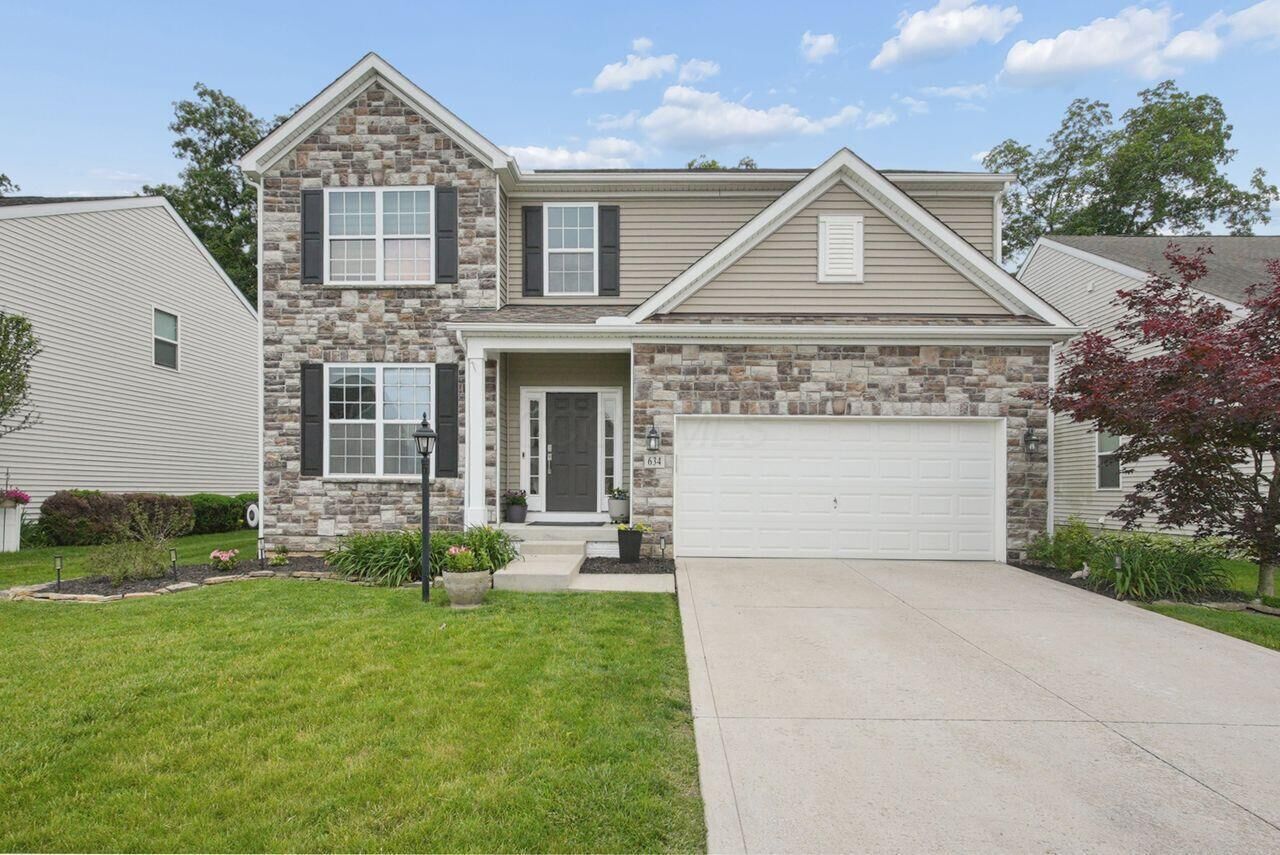 Property Photo:  634 Saffron Drive  OH 43074 