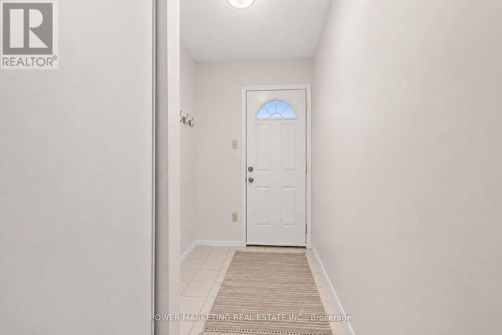 Property Photo: 3415 Uplands Drive 95 ON K1V 9N4