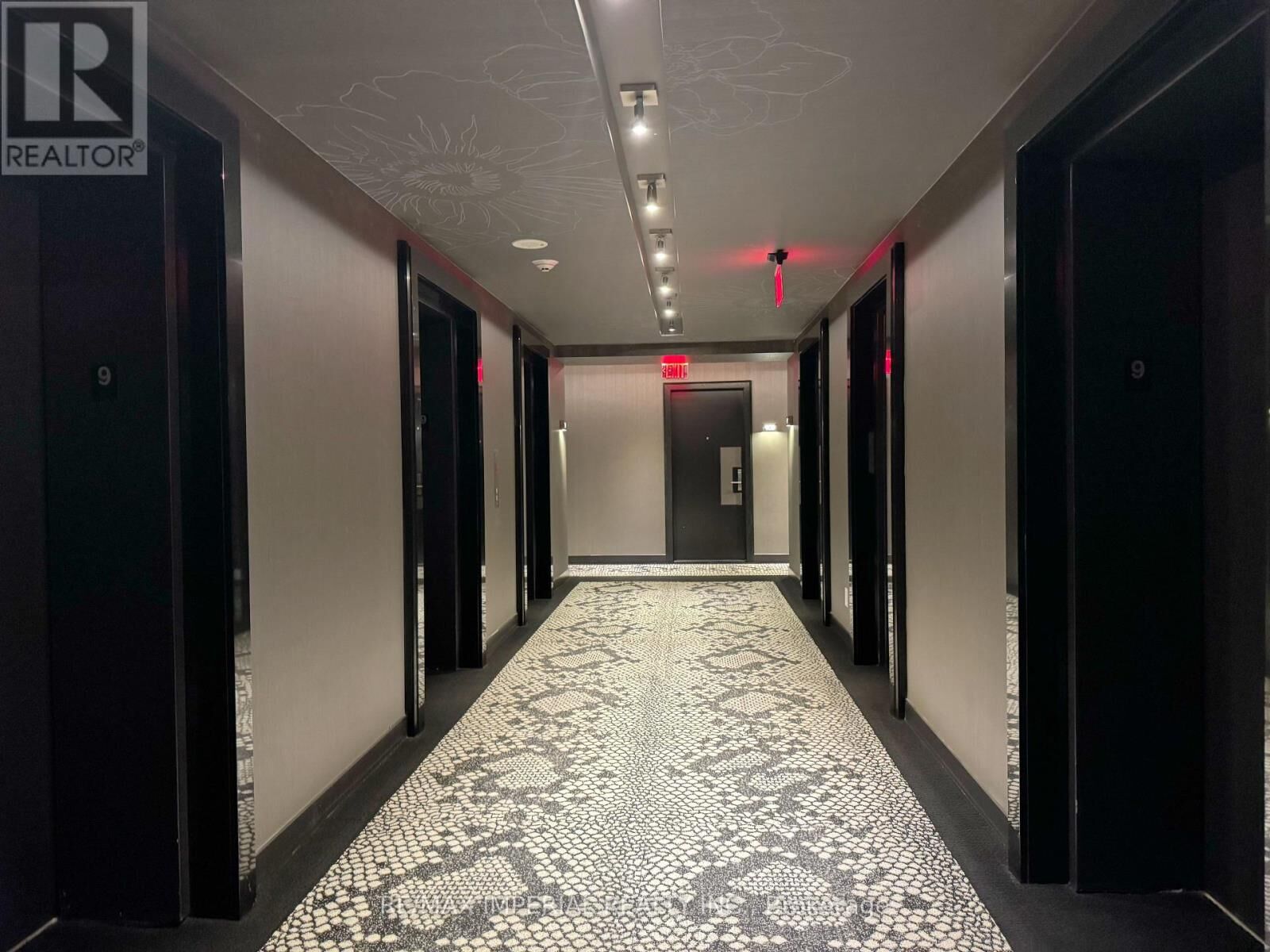 Property Photo:  1080 Bay Street 909  ON M5S 0A5 