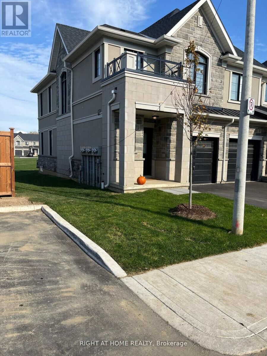 Property Photo: 30 Mia Drive 1 ON L9B 0K1