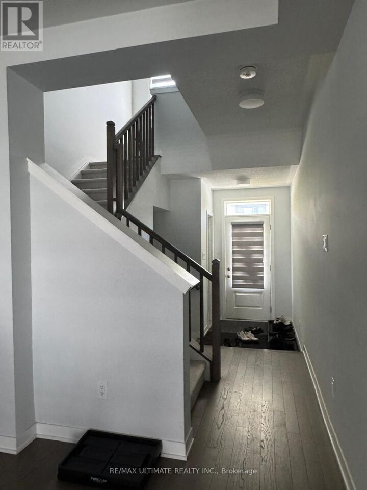 Property Photo: 89 Kindred Row ON K2S 3A2