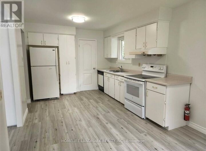 Property Photo:  45 Scotchmere Crescent  ON N6E 1Z9 