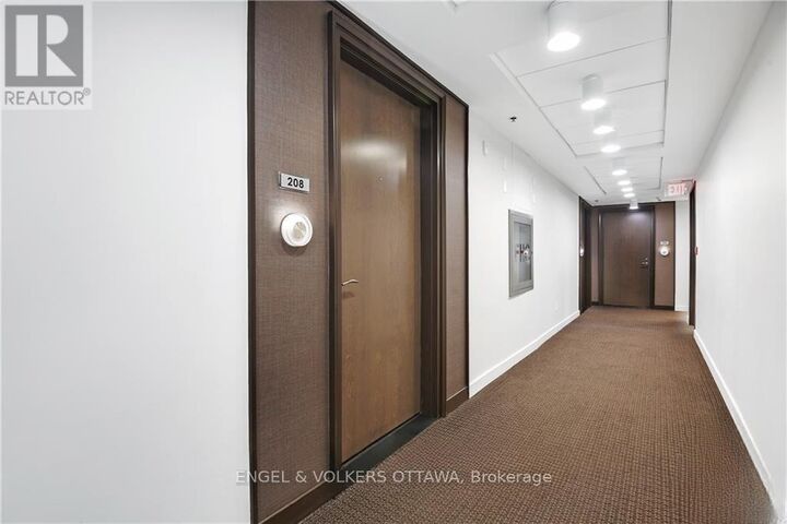 Property Photo: 108 Richmond Road 208 ON K1Z 0B3