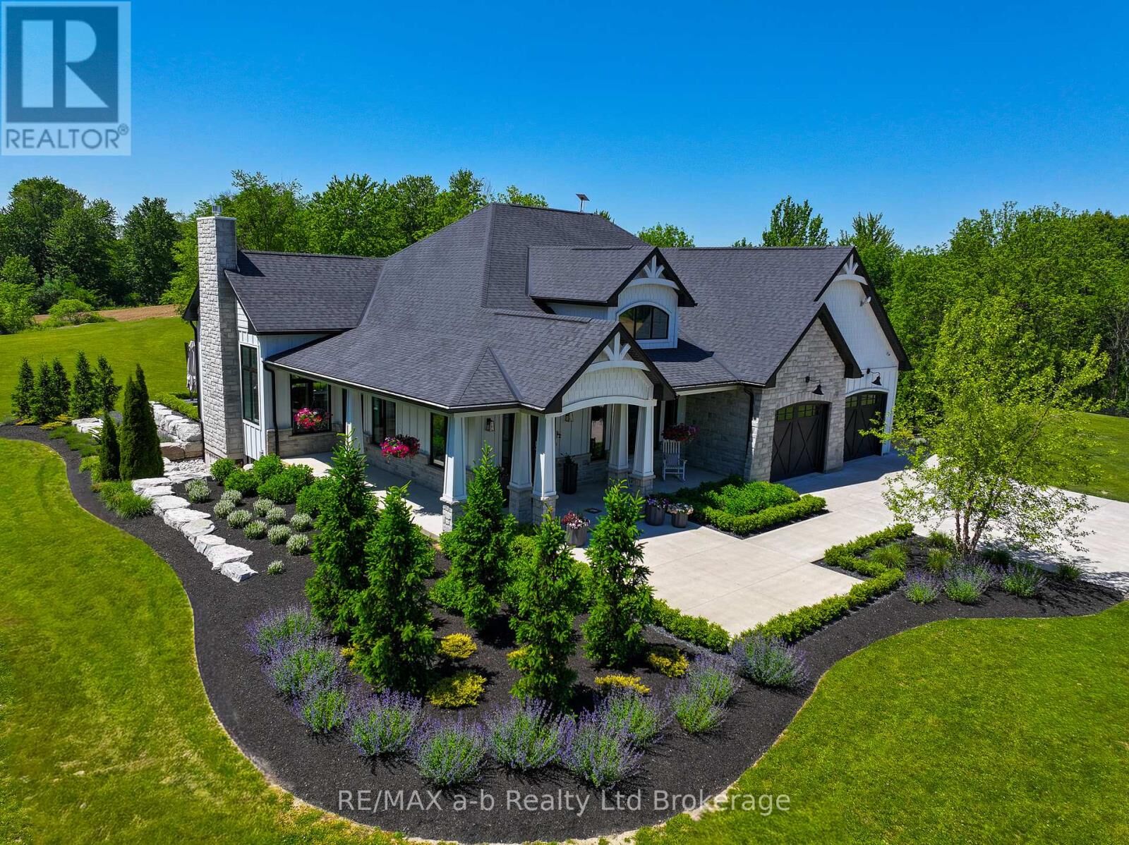 Property Photo:  631 Windham 2 Road  ON N0E 1R0 