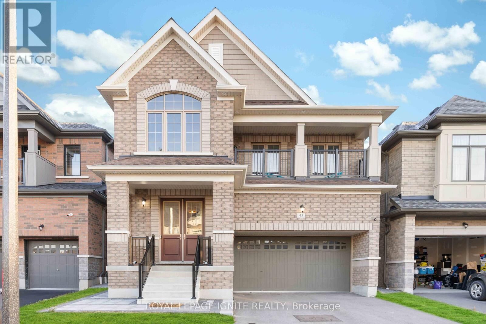 Property Photo: 43 Swordfish Drive ON L1P 0K7