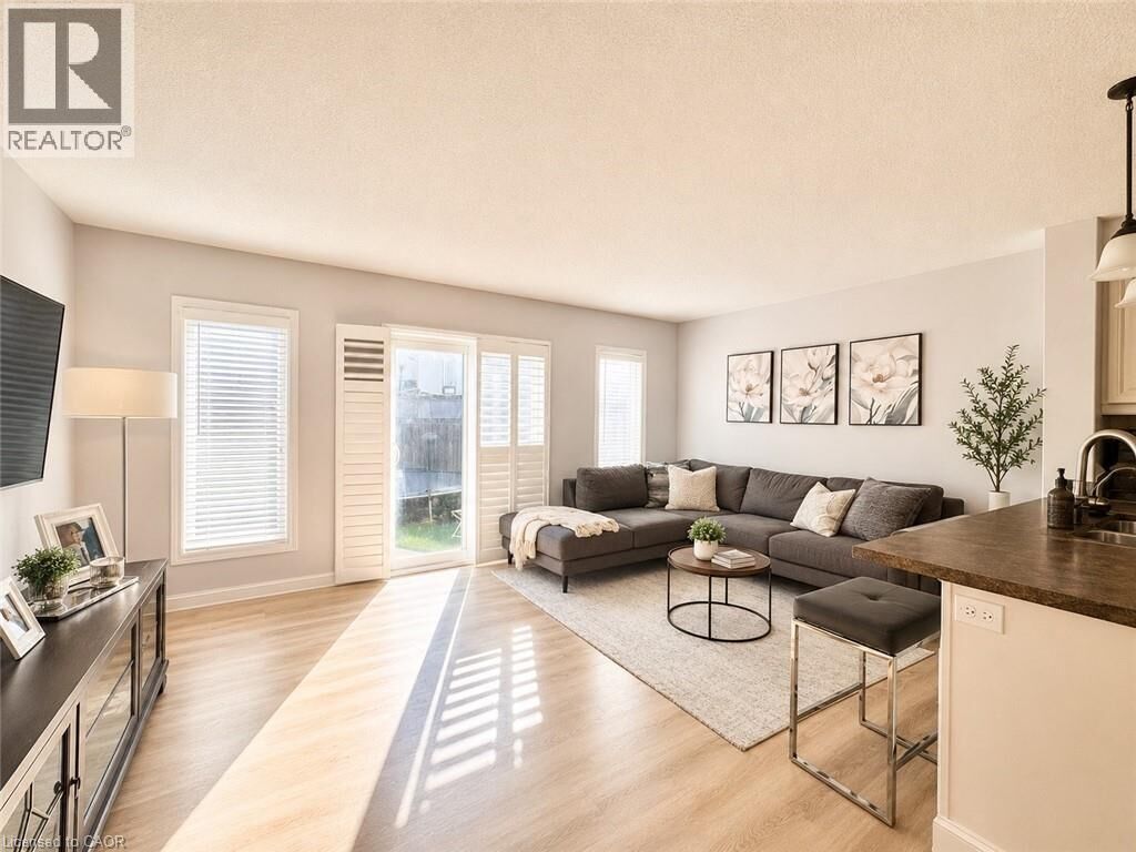Property Photo: 1333 Countrystone Drive ON N2N 3R9