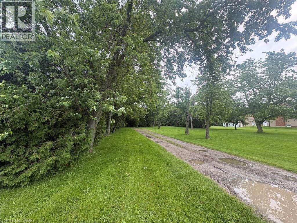 Property Photo: 165 East Ridge Road East ON L3M 4E7