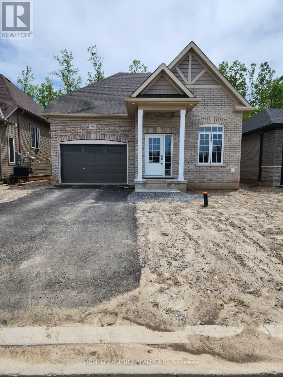 Property Photo:  756 Burwell Street  ON L2A 0E2 