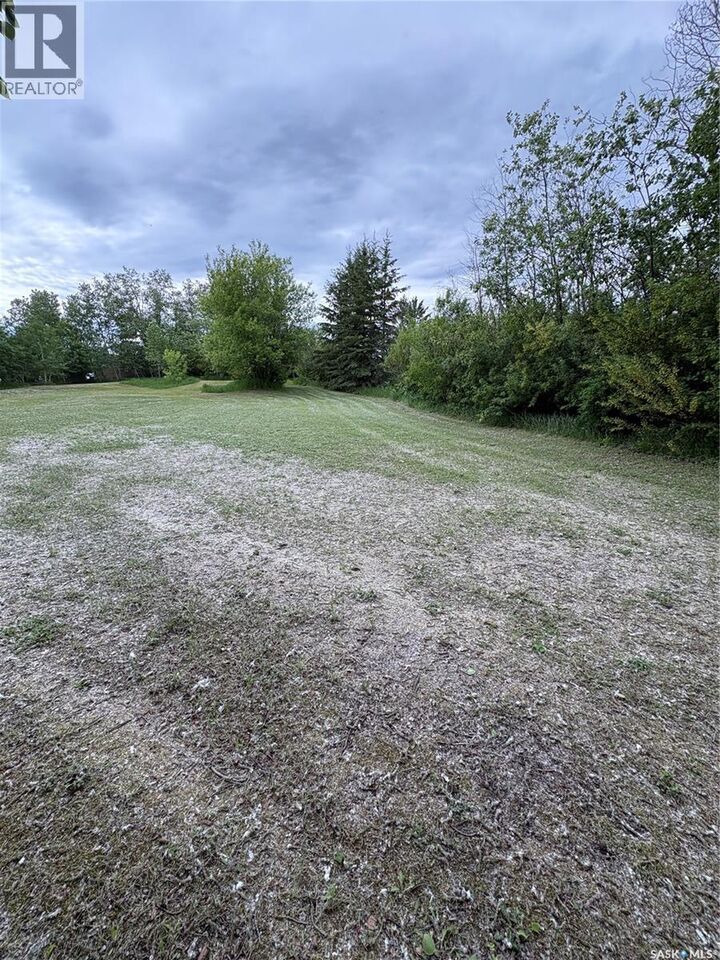 Property Photo:  307-309- 311 Third Avenue E  SK S0A 1W0 