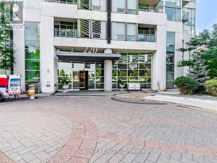 Property Photo:  220 Burnhamthorpe Road 3202  ON L5B 4N4 