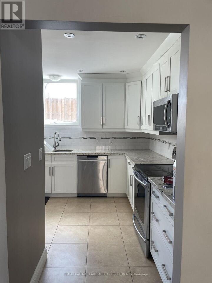 Property Photo: 179B The Queensway ON L4P 2A3