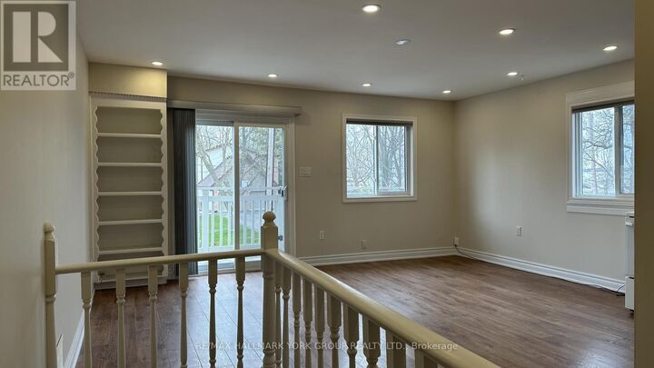 Property Photo:  210 Way'S Bay Drive #Upper  ON L4P 2M7 