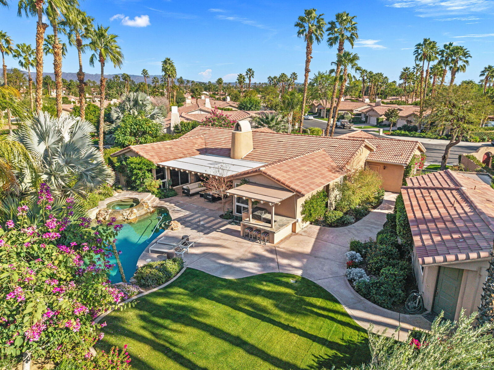 Property Photo: 49105 Casa Del Rio CA 92253