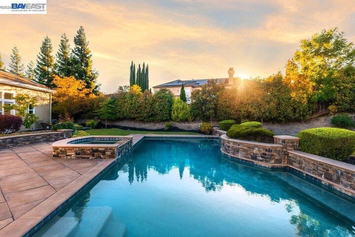Property Photo: 25 Treetop Terrace CA 94507