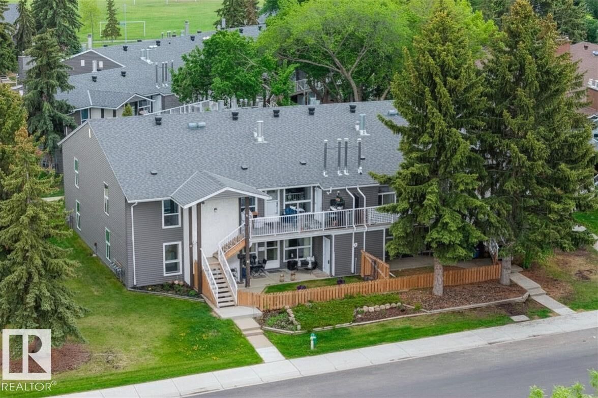 Photo de la propriété: 3111 142 Avenue NW 42 AB T5Y 2H6