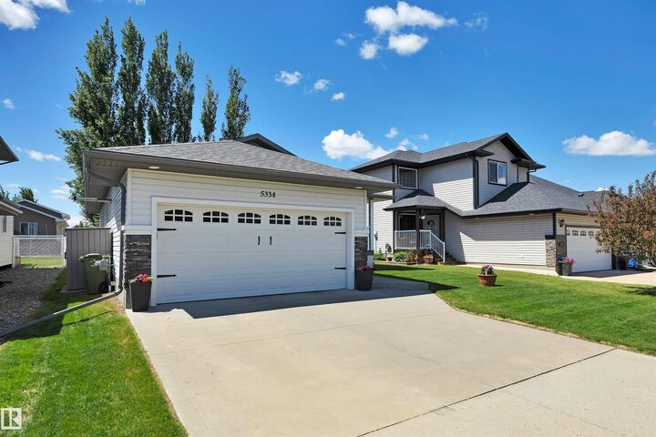 Property Photo:  5334 42 Street  AB T9A 0M8 