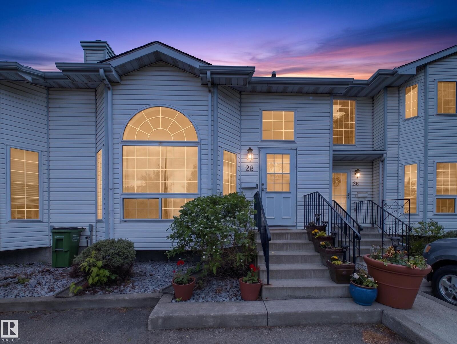 Property Photo:  3311 58 Street NW 28  AB T6L 6X3 