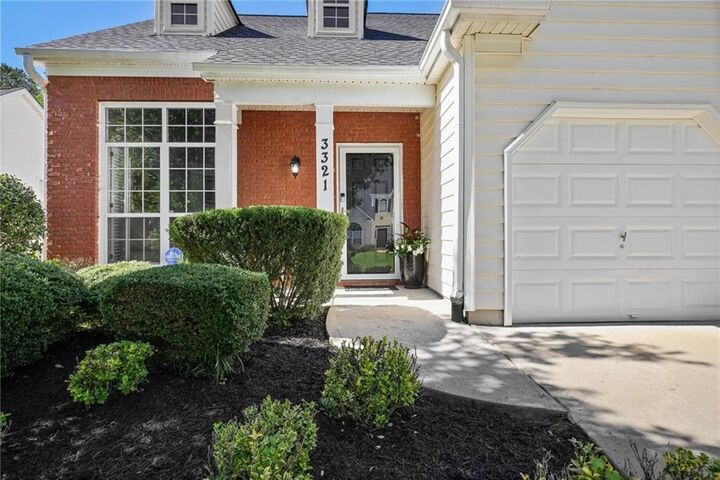 Property Photo: 3321 Serenade Court GA 30004
