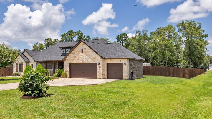 Property Photo: 265 Road 662 TX 77535