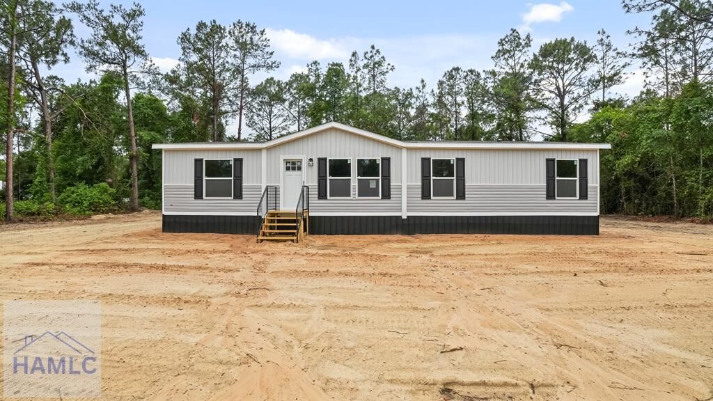 Property Photo:  816 Hires Road  GA 31545 