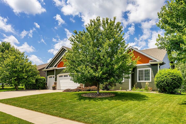 Property Photo: 4210 SW Snyder Boulevard IA 50023