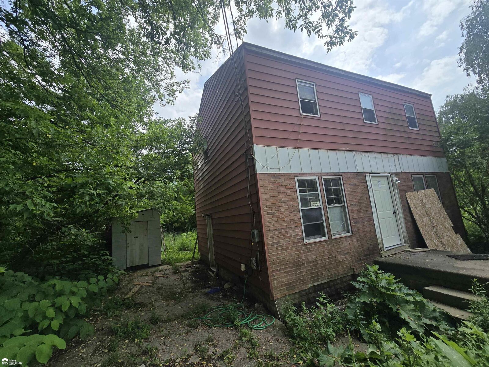 Property Photo:  3233 Home Avenue  MI 48504 