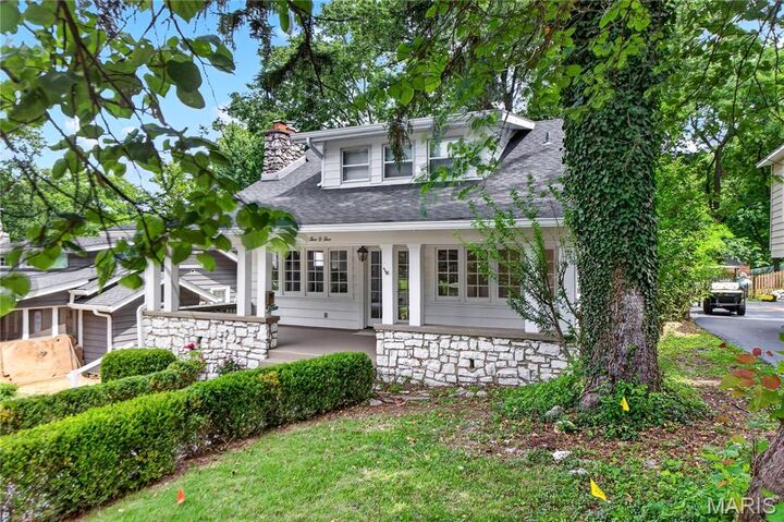 Property Photo: 505 Cherry Avenue MO 63119