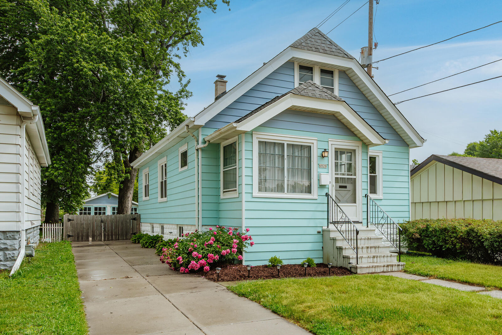 Property Photo: 6820 W Hayes Ave WI 53219