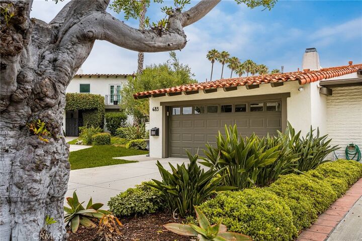 Property Photo:  683 Vista Bonita  CA 92660 
