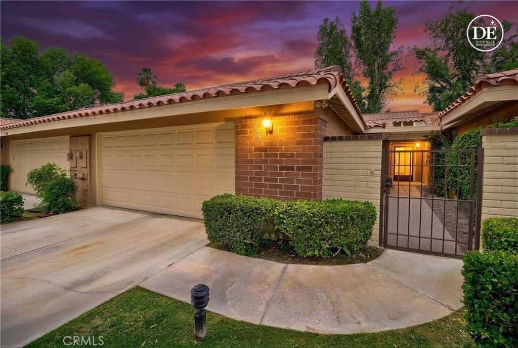 Property Photo: 299 Tolosa CA 92260