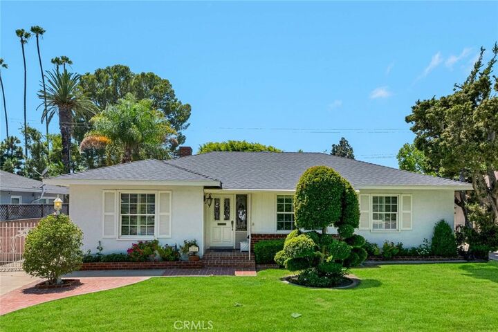 Property Photo:  2506 N Spurgeon  CA 92706 