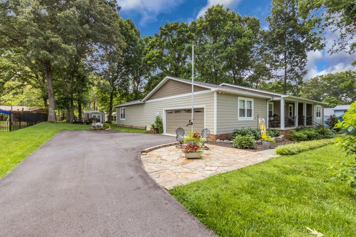 Property Photo:  715 Wanda Ln  TN 37388 