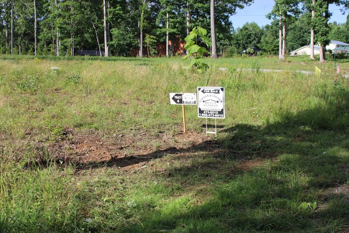 Property Photo: 0 Long Mountain Rd TN 37110